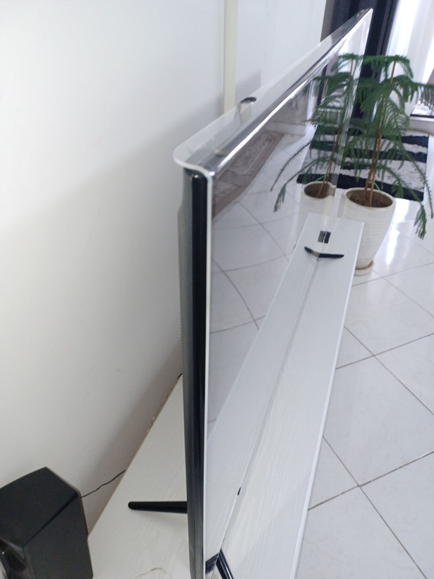 محافظ صفحه نمایش تلویزیون ویویدکس مدل 2mm مناسب برای تلویزیون 43 اینچ
